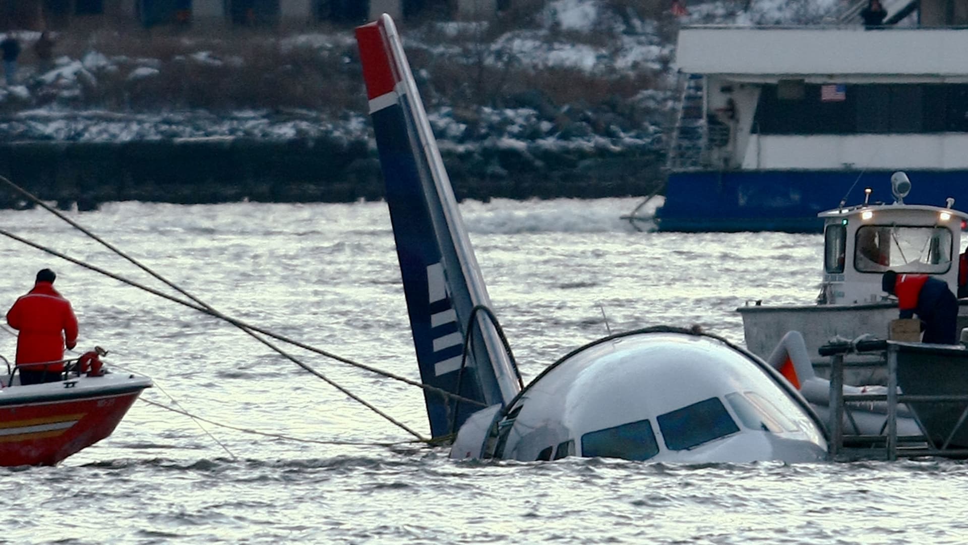 DataSift's tweet card. Five years ago today, Twitter saw its defining moment when US Airways Flight 1549 touched down on the frigid waters in the Hudson River