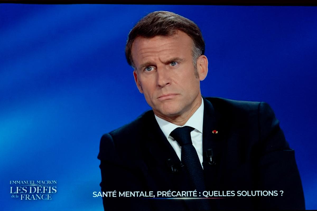 CaroMichel2's tweet card. Le 13 mai dernier sur TF1, Emmanuel Macron a fait ressurgir le spectre de la TVA sociale et enterré (volontairement ?) l’idée d’un grand débat sur la rémunération du travail et l’augmentation des...