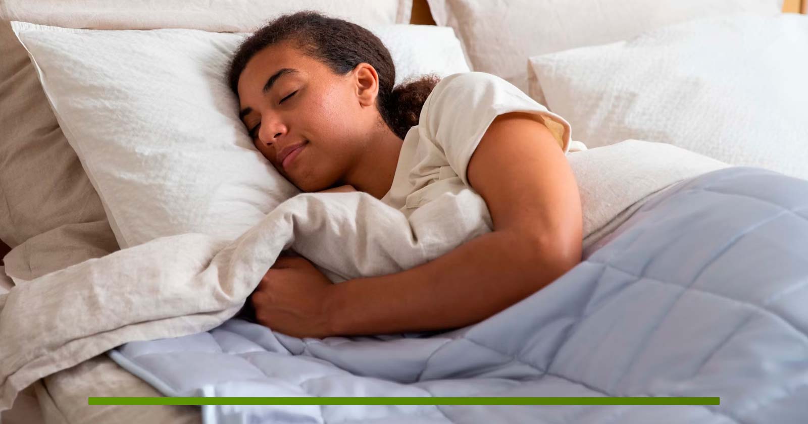 SeCalcula's tweet card. ¿Estás cansada de sentirte cansada? Aquí te presento algunos consejos sencillos para ayudarte a dormir mejor y descansar por la noche.