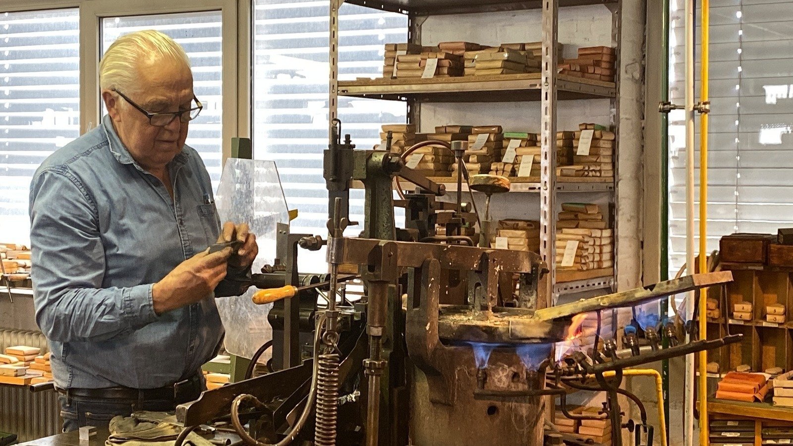 joergdrees's tweet card. Erhalt der Schriftgießerei Gerstenberg im HIK / Darmstadt