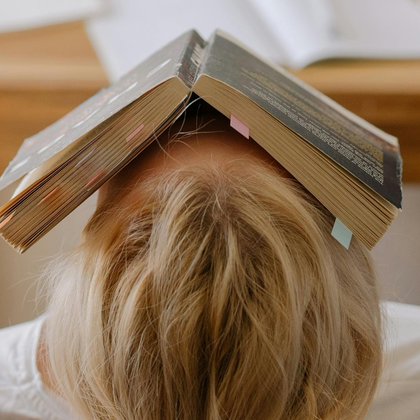 Tweet card summary image