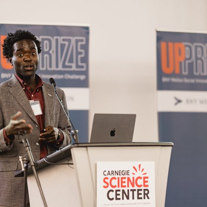 Tweet card summary image