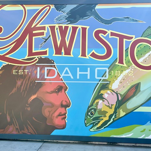 Razorbacks2000's tweet card. Things to do in Lewiston, Idaho: come for Hells Canyon but stay for the Wine, the Nez Perce culture and the people