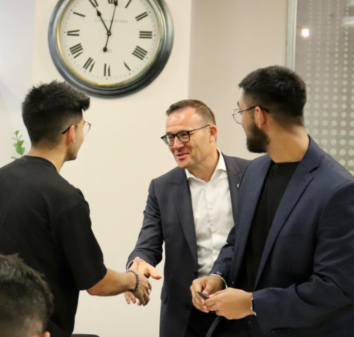 lumos_learn's tweet card. I have the chance to sit down with some young entrepreneurs a few times a year to hear about challenges they're dealing with. And I ask myself the same question after every meeting: how can I help...