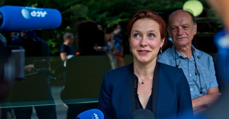 Tweet card summary image