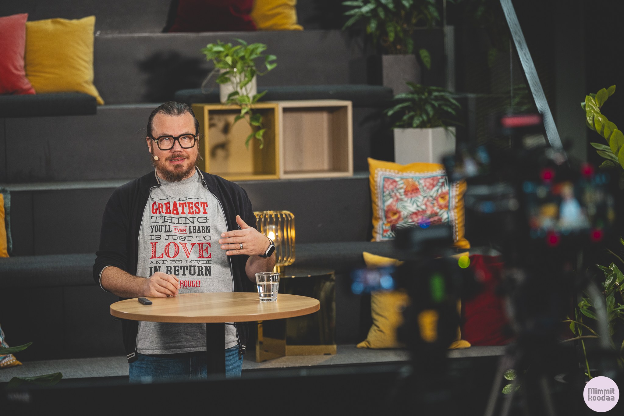 FITechNetwork's tweet card. Aalto-yliopiston työelämäprofessorina työskentelevä filosofi, tietokirjailija, yritysvalmentaja, muusikko ja sarjayrittäjä Lauri Järvilehto toimi FITech-verkostoyliopiston vieraspuhujana perjantaina...