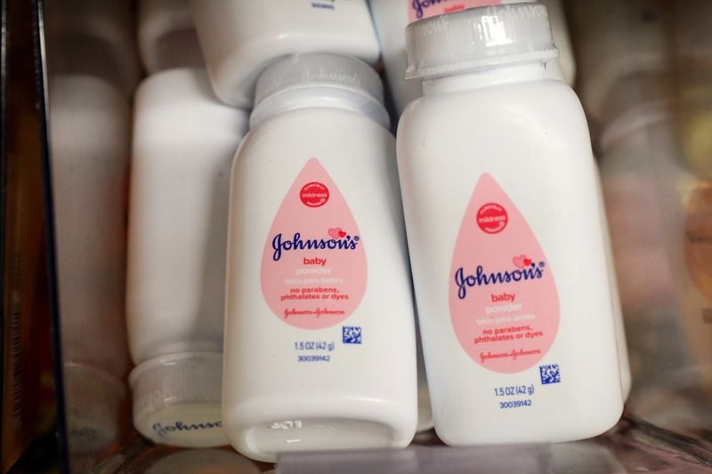 GlobalNewsRadar's tweet card. LONDON (Reuters) -Johnson & Johnson is facing the first lawsuits in Britain over allegations that its talc products cause cancer, as it fights tens of thousands of similar claims in the United States.