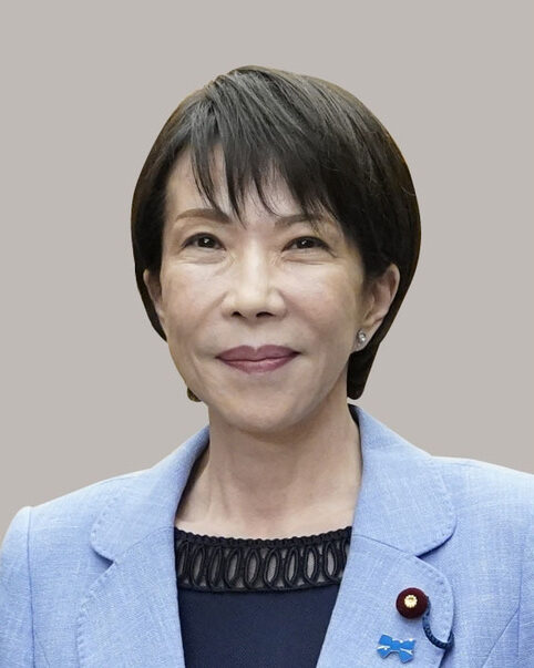 nicecube4's tweet card. 　共同通信社は15、16両日、全国電話世論調査を行った。高市内閣の支持率は69.9％で、前回10月調査から5.5ポイント上昇した。不支持率は16.5％。高市早苗首相に「政治とカネ」問題解決への意欲を