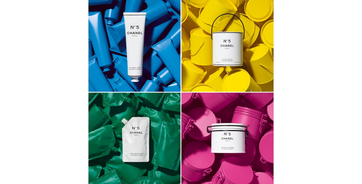 prensacom's tweet card. Una fragancia que en 1921 deslumbró al mundo, 100 años después sigue moderna, conjugando un hito histórico: La visión y el refinamiento de una mujer, un hombre prodigio de la perfumería, un terroir...