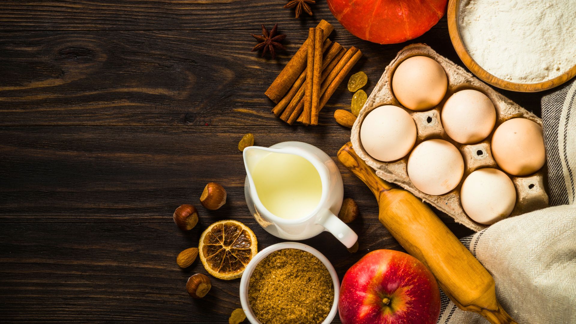 spicestation's tweet card. This article explores some of the best spices for sweets and how they can transform ordinary desserts into flavorful creations.