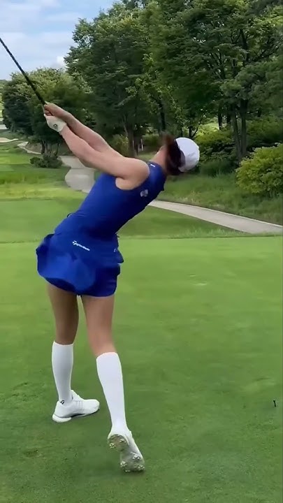 ippeunnaes18787's tweet card. 유현주 프로님의 스윙자세 너무 아름 다워 표현할 밤법이 없다. #골프 #골프스윙자세 #골프스윙 #골프레슨 #swing...