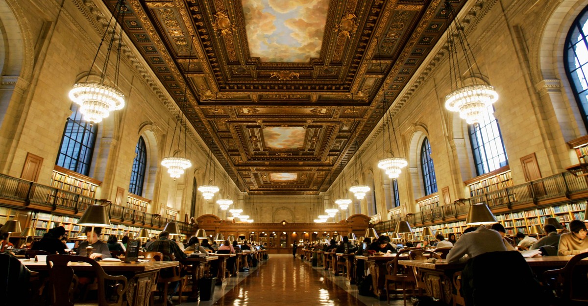 alex_m_daum's tweet card. Only one trend is closely associated with their use.