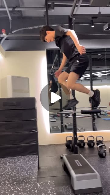 graywhite_'s tweet card. APL Mokdong Official (@apl_mokdong_) • Instagram reel