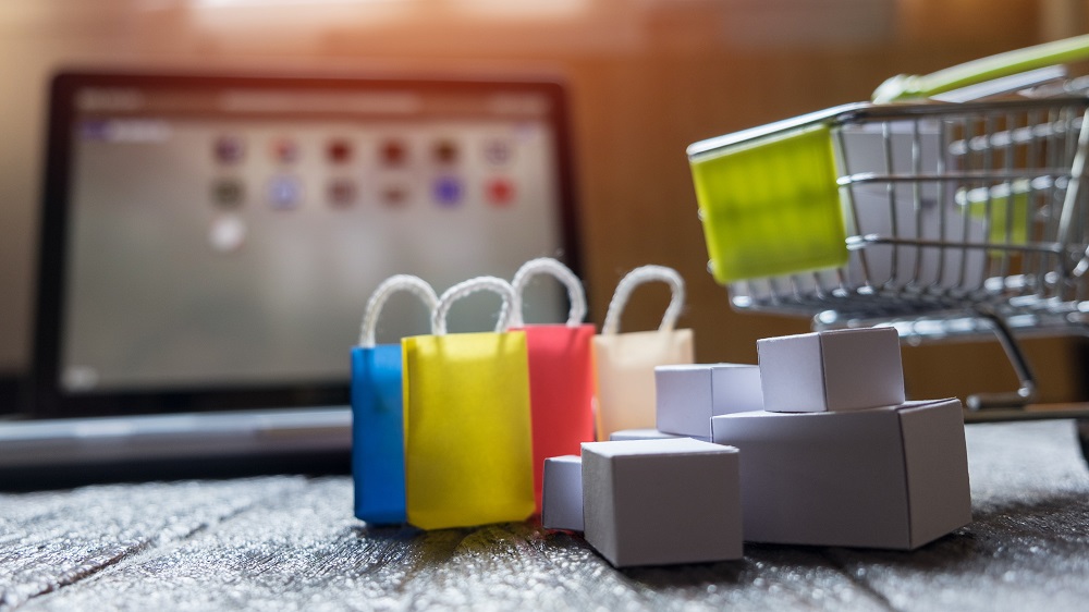 RedactieTwinkle's tweet card. Consumenten weten dan wel de weg naar de fysieke winkel weer te vinden, toch is het aandeel online aankopen structureel groter dan voor de pandemie. Verwacht wordt dat deze trend zich de komende...