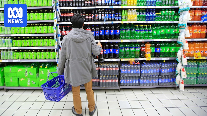 kmiddlemis's tweet card. Food manufacturers are facing allegations of "gaming" the system by picking and choosing which products to put stars on, prompting calls for the ratings to be applied to more products.