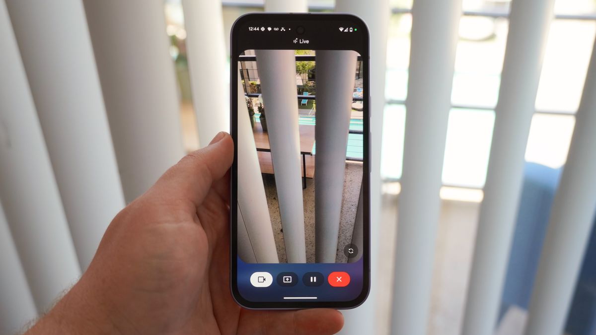 PumexTech's tweet card. This Gemini Live feature isn't just limited to Advanced subscribers any longer.