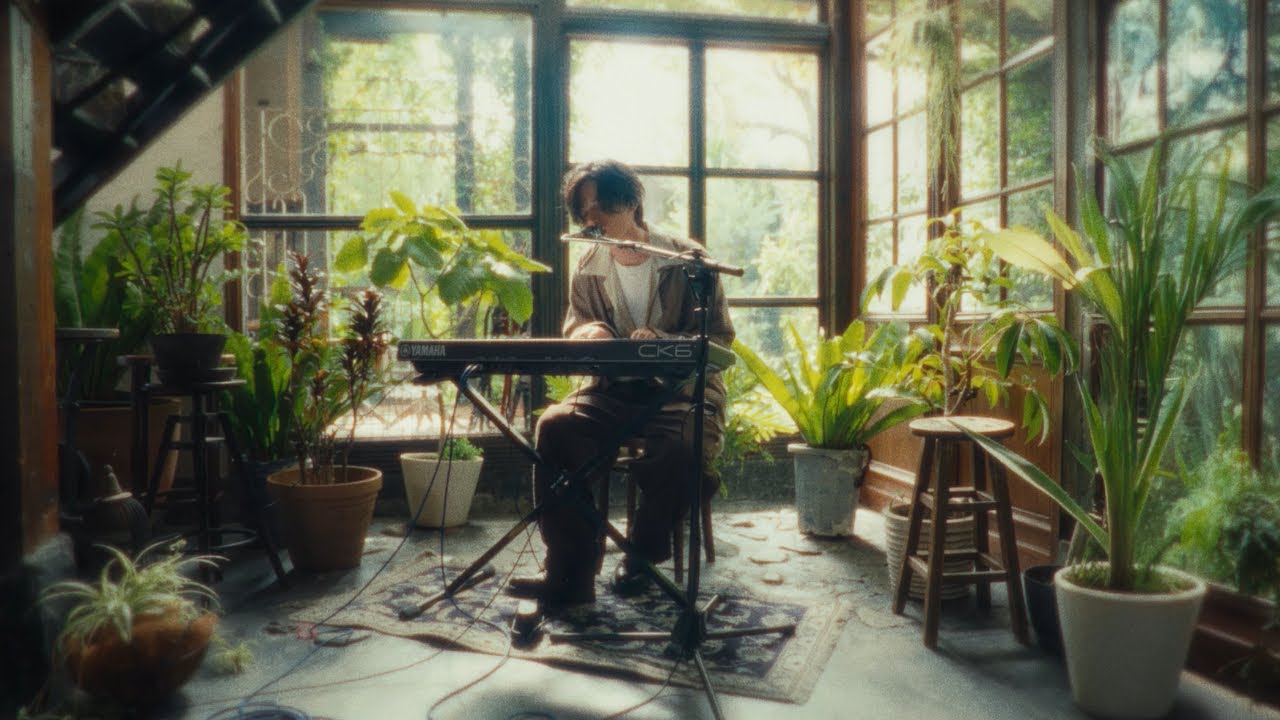 m_love_mw's tweet card. jo0ji「不屈に花」 Piano ver