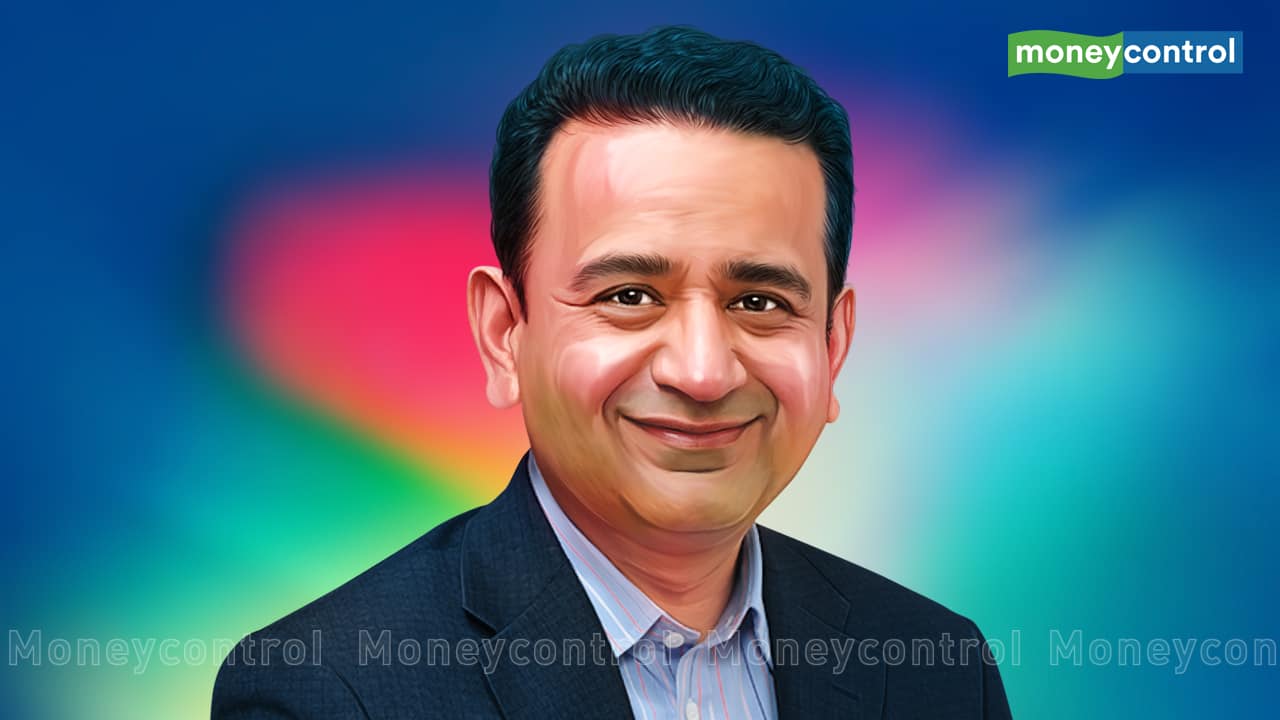 tech_mahindra's tweet card. By FY27, Tech Mahindra has set a goal to expand EBIT margin to 15 percent and have higher topline growth as compared to peer average of top six-seven IT services players.