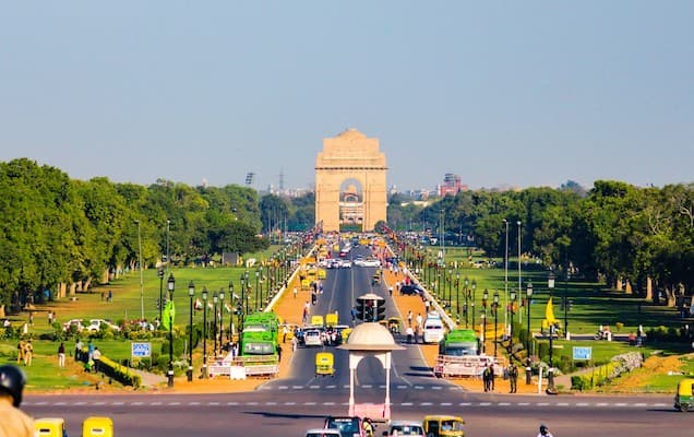 narendramodi's tweet card. एक ब्लॉग में प्रधानमंत्री मोदी ने लिखा, "2014 का जनादेश युगांतरकारी था क्योंकि भारत के इतिहास में यह पहली बार हुआ कि वंशवाद से परे वाली पार्टी को पूर्ण बहुमत प्राप्त हुआ।" उन्होंने इसका उल्लेख किया...