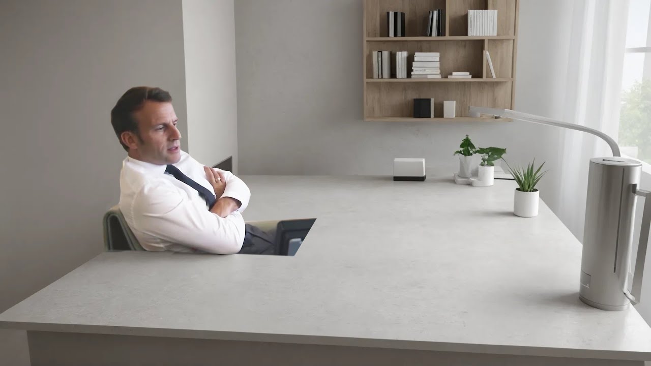 mozinor's tweet card. PROMPTITUBE (je soumets des vieux discours de Macron a l'IA SUNO)