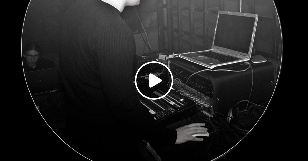 Audioexit's tweet card. https://soundcloud.com/danmute www.audioexit.com www.tilos.hu http://framedfm.net https://www.facebook.com/DelicatessenRadioShow