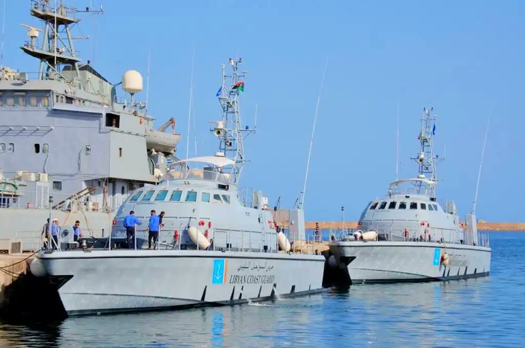 Sarita_Libre's tweet card. Motovedette classe Corrubia in uso alla c.d. Guardia Costiera Libica donate dal governo italiano (esecutivo Meloni) il 24 giugno 2023. Il loro arrivo nel porto di Tripoli fu persino celebrato dal...