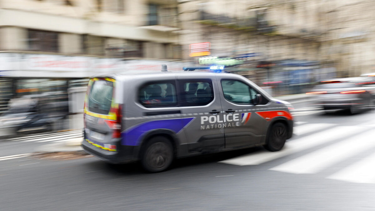 PoliceSCSI's tweet card. Les conducteurs des deux véhicules impliqués dans l’accident ont dû être désincarcérés par les sapeurs-pompiers. L’automobiliste ayant percu