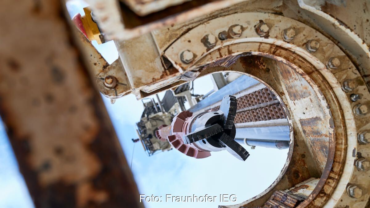 vznrw_energie's tweet card. Geothermie aus Grubenwasser und Wärmepumpen sollen ein innovatives Gewerbegebiet in Bochum mit Energie versorgen.