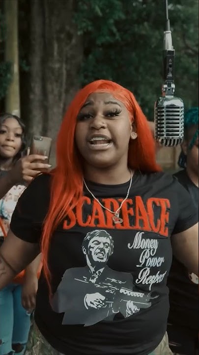 gwaphousemag's tweet card. HER STORY TELLING ON THIS LIVE PERFORMANCE IS CRAZY🔥#rap #kingvon...