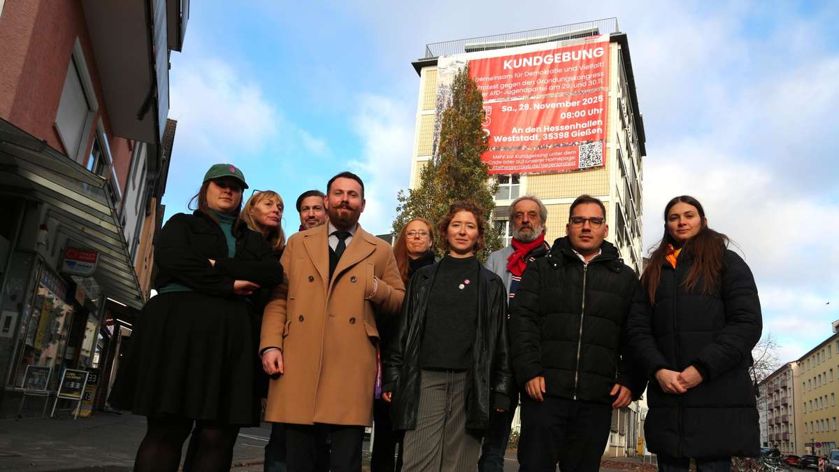 MitAktien's tweet card. Stadt Gießen beschränkt DGB-Demo wegen Gefahrenanalyse der Polizei