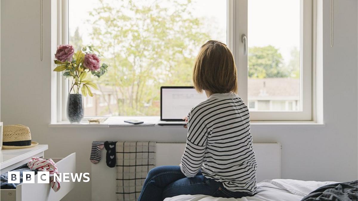 GuildfordErgo's tweet card. An academic report suggests the majority of people working from home are as productive, if not more.