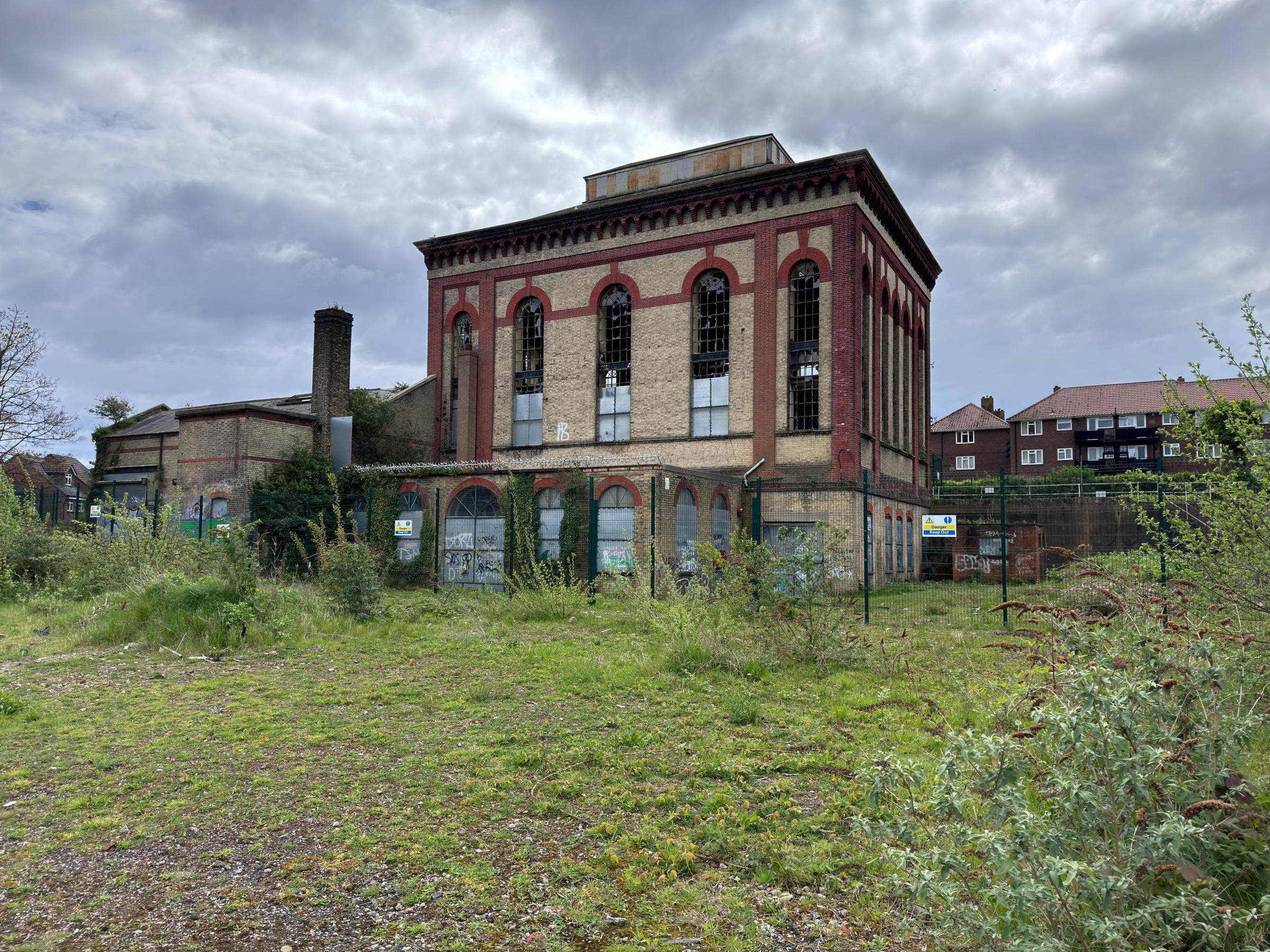 brightonargus's tweet card. There are calls for urgent answers after a developer responsible for a multimillion-pound council development in Eastbourne went bust