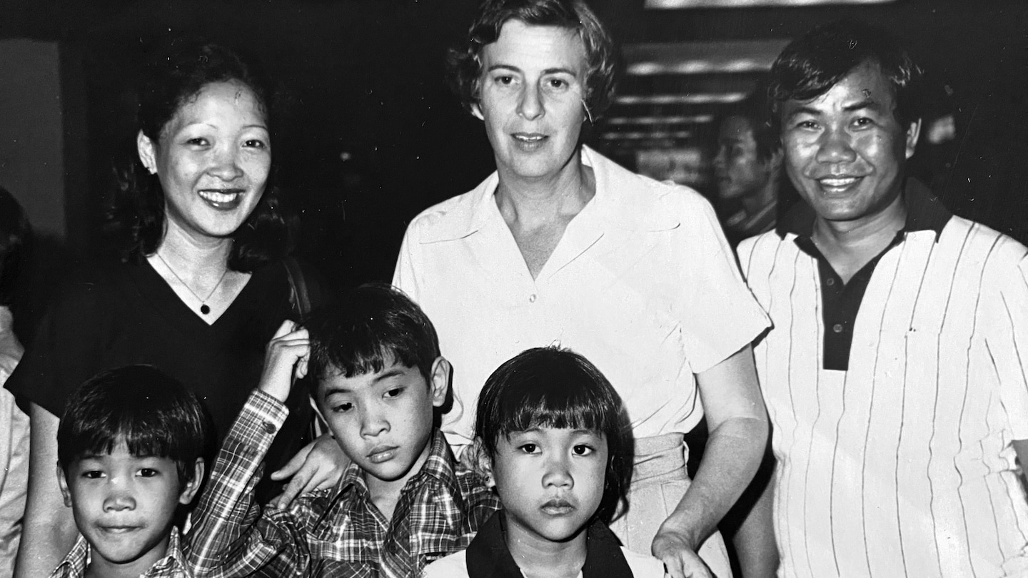 DMiliband's tweet card. She opened the International Rescue Committee’s D.C. office and helped shape humanitarian efforts around the world, working on crises from Cambodia to Kosovo.