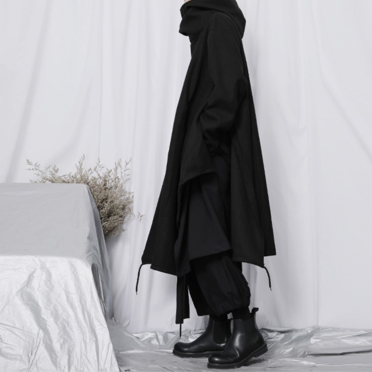 shing2shing's tweet card. 【カラー】ブラック【サイズ】《M》着丈104cm、バスト150cm、袖丈60cm、肩幅62cm《L》着丈105cm、バスト152cm、袖丈61cm、肩幅63cm《XL》着丈106cm、バスト154cm、袖丈62cm、肩幅64cm【お届けについて】こちらの商品は海外店舗より直接発送となる為、ご入金から10日～21日前後でお届け致します。◼️注意事項・タイミングによっては 商品在庫切れにより　注...