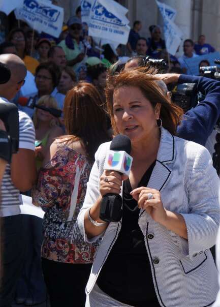 noticel's tweet card. La veterana comunicadora, quien aspira a ganar una posición en la Legislatura Municipal de San Juan, sostuvo que pondrá a buen uso la sensibilidad y la sagacidad como investigadora que desarrolló...