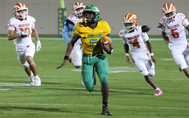 OS_ChrisHays's tweet card. Highlighted by Moore and senior Marceles Carey, DeLand has racked up more than 400 yards in two straight playoff games, and the Bulldogs are on a roll.