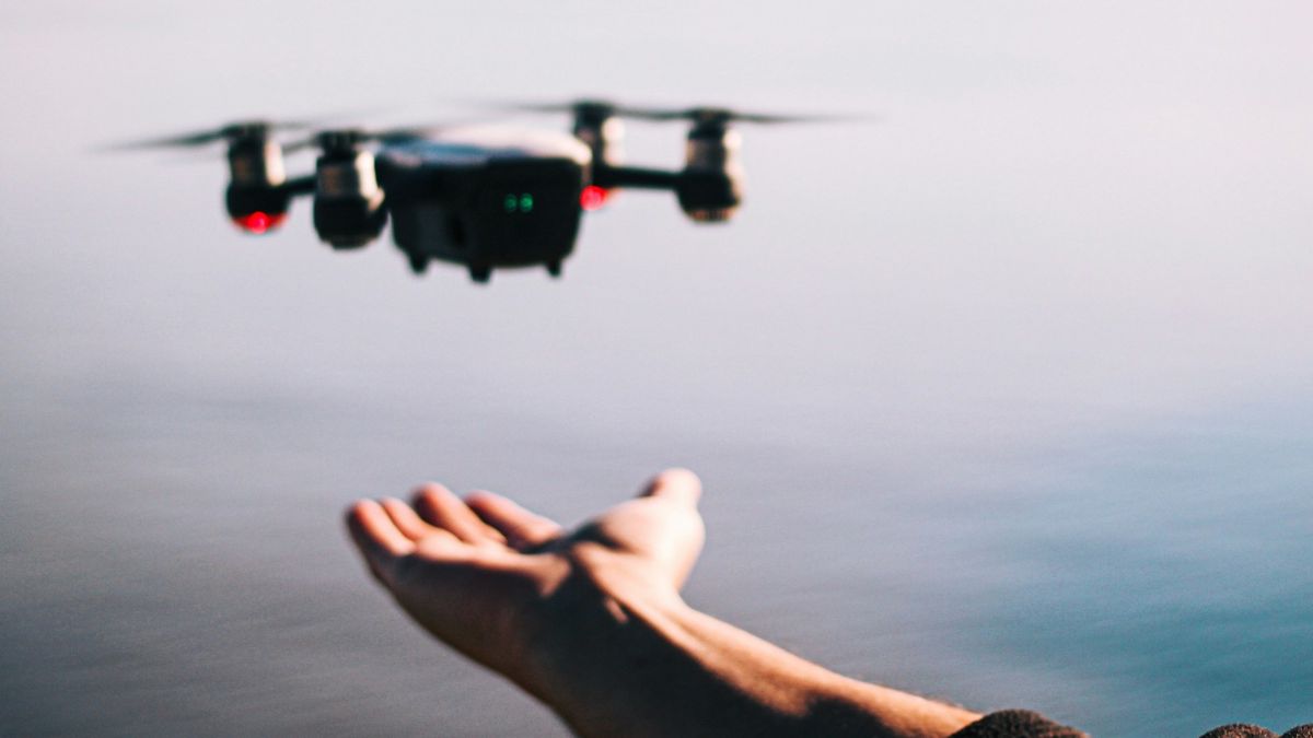 ryk_sr's tweet card. “Waarom springen andere journalisten niet massaal op deze informatie? Het publiek zou hiervan smullen."