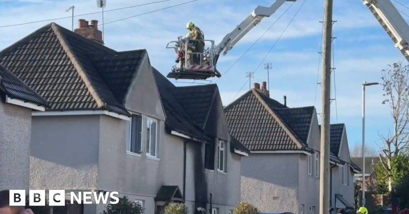 Tweet card summary image