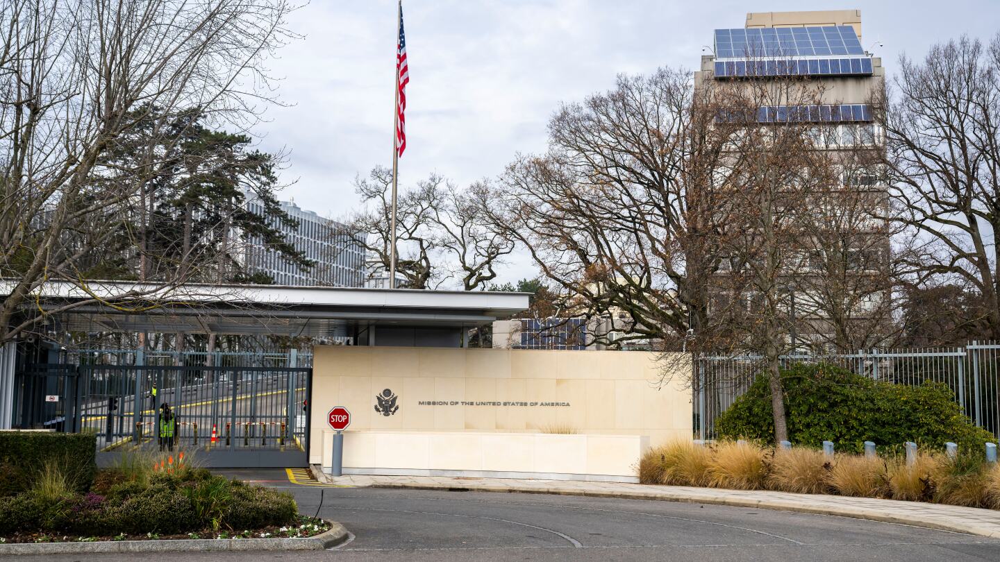 AP's tweet card. Talks between Ukraine and its Western allies on a U.S.-proposed peace plan to end Russia's invasion are underway in Geneva, Ukrainian officials said Sunday.