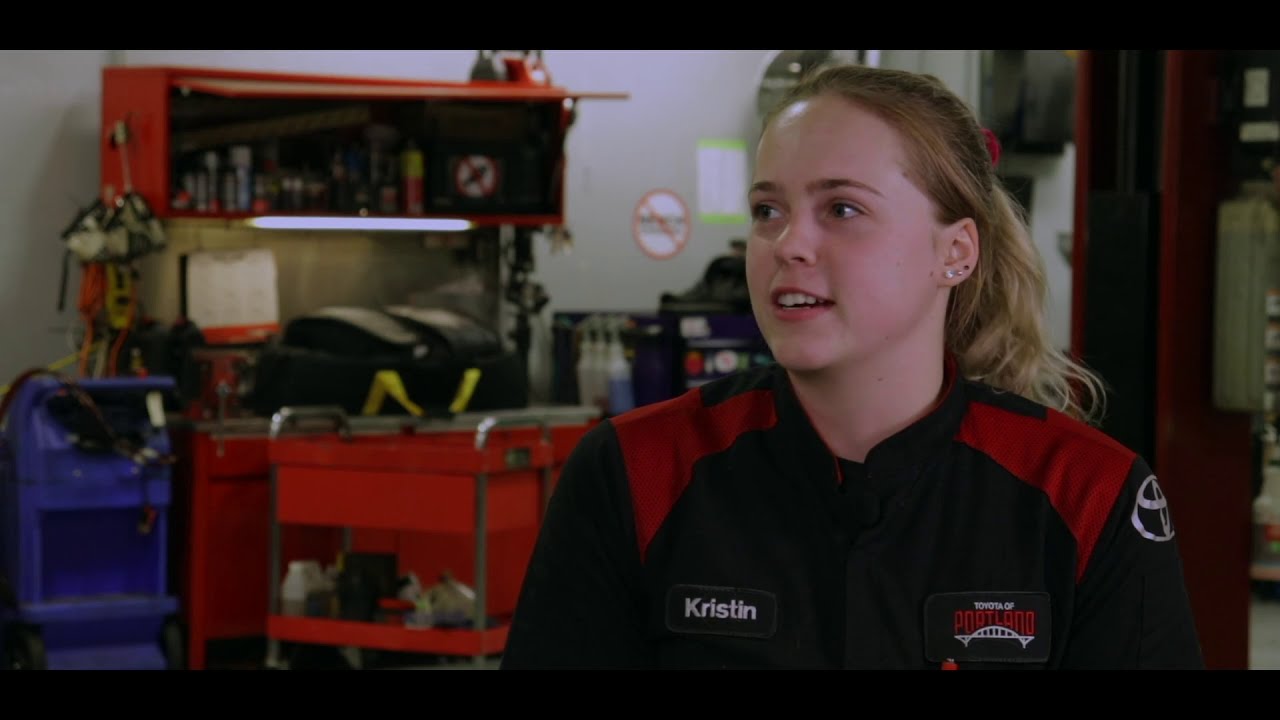 BSDCTE's tweet card. Grads Talking Shop: Kristin Keppner