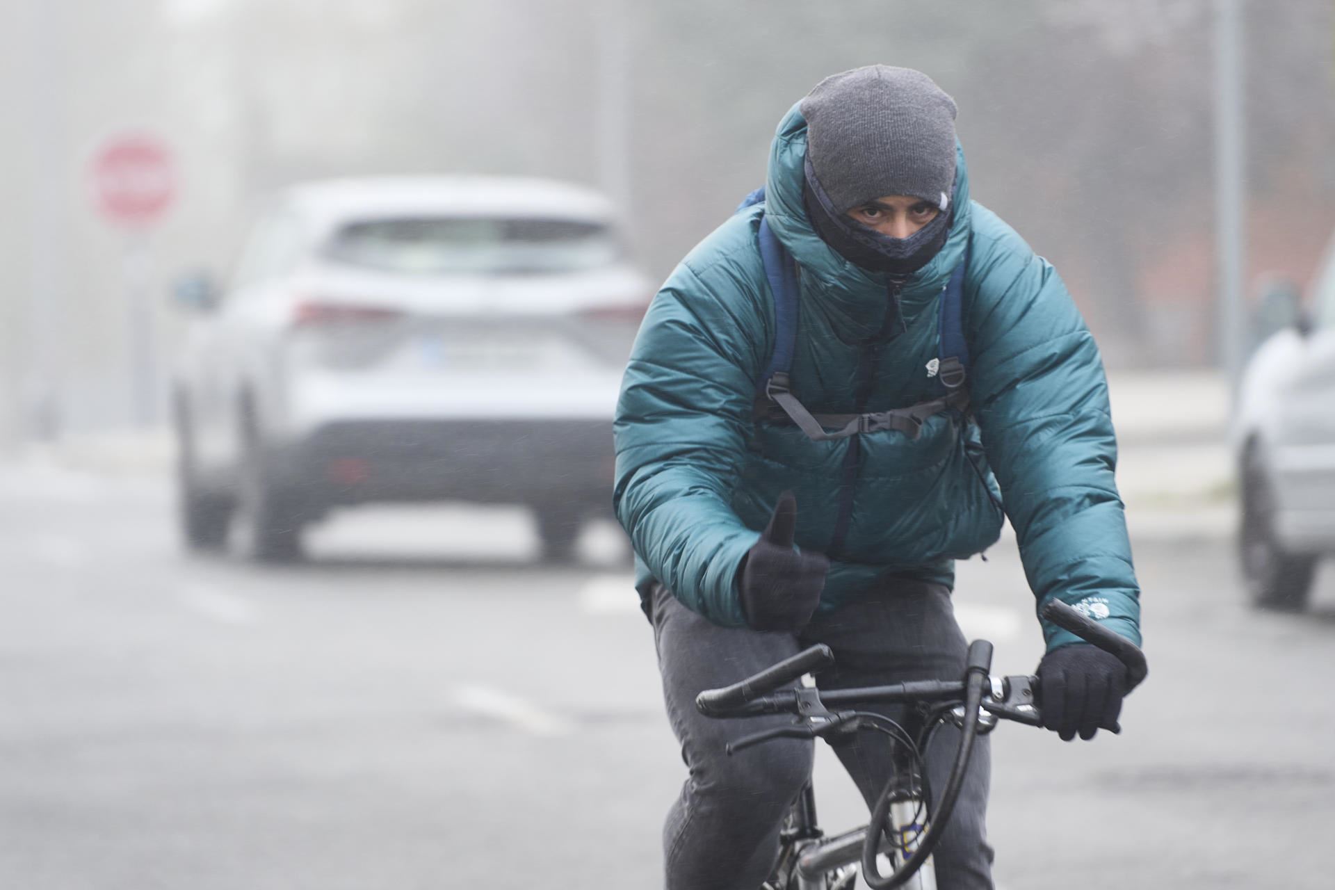 orainnoticias's tweet card. De primavera a invierno en pocos días. El descenso de las temperaturas será importante en los próximos días, y las precipitaciones irán acompañadas de nieve por debajo de los 1.000 metros.