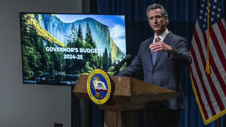 rogue_architect's tweet card. California lawmakers are worried the lack of new homelessness funds in Gavin Newsom’s budget will hurt city shelters, housing.