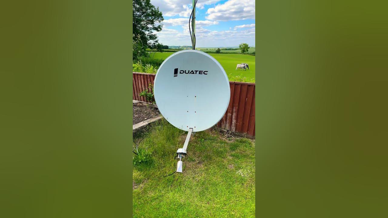 LASELKI's tweet card. 1.2M dish for QO100. #hamoperator #hamradio