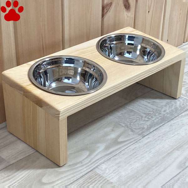 supportofsmile's tweet card. あなたは、かけがえのない家族である愛犬の健康を、心の底から願っていますよね？ 私たち人間と同じくらい、いやそれ以上に、ワンちゃんにとって「水」は命の源です。 しかし、その水を供給する水入れに、知らず知らずのうちに潜む恐ろしい罠があることをご