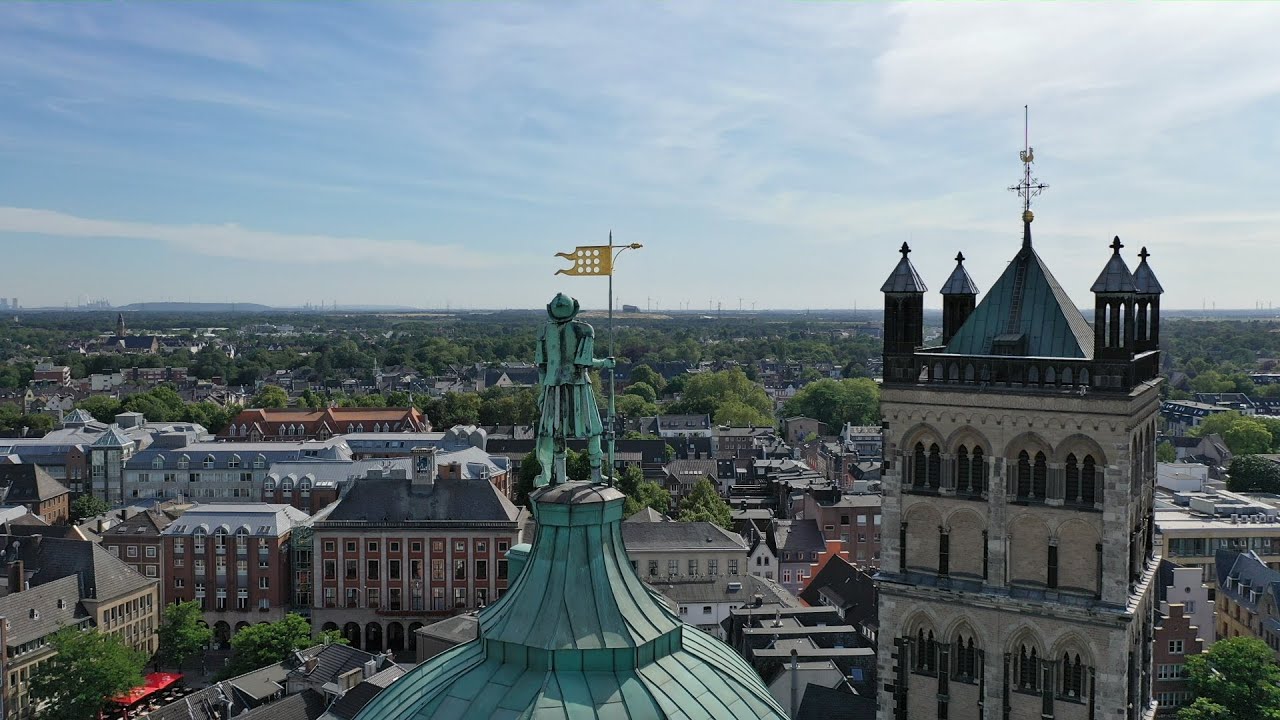 maximnoise's tweet card. Bei Dir allein (für Neuss am Rhein) | MaximNoise