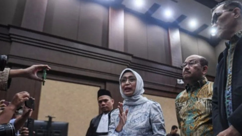 officialonenews's tweet card. Komisi Pemberantasan Korupsi (KPK) menyatakan bahwa korupsi dalam proyek Kerja Sama Usaha dan akuisisi PT Jembatan Nusantara (JN) oleh PT ASDP Indonesia Ferry pada 2019–2022 menyebabkan kerugian...