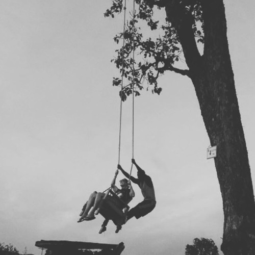 Key2da's tweet card. M.A.Y