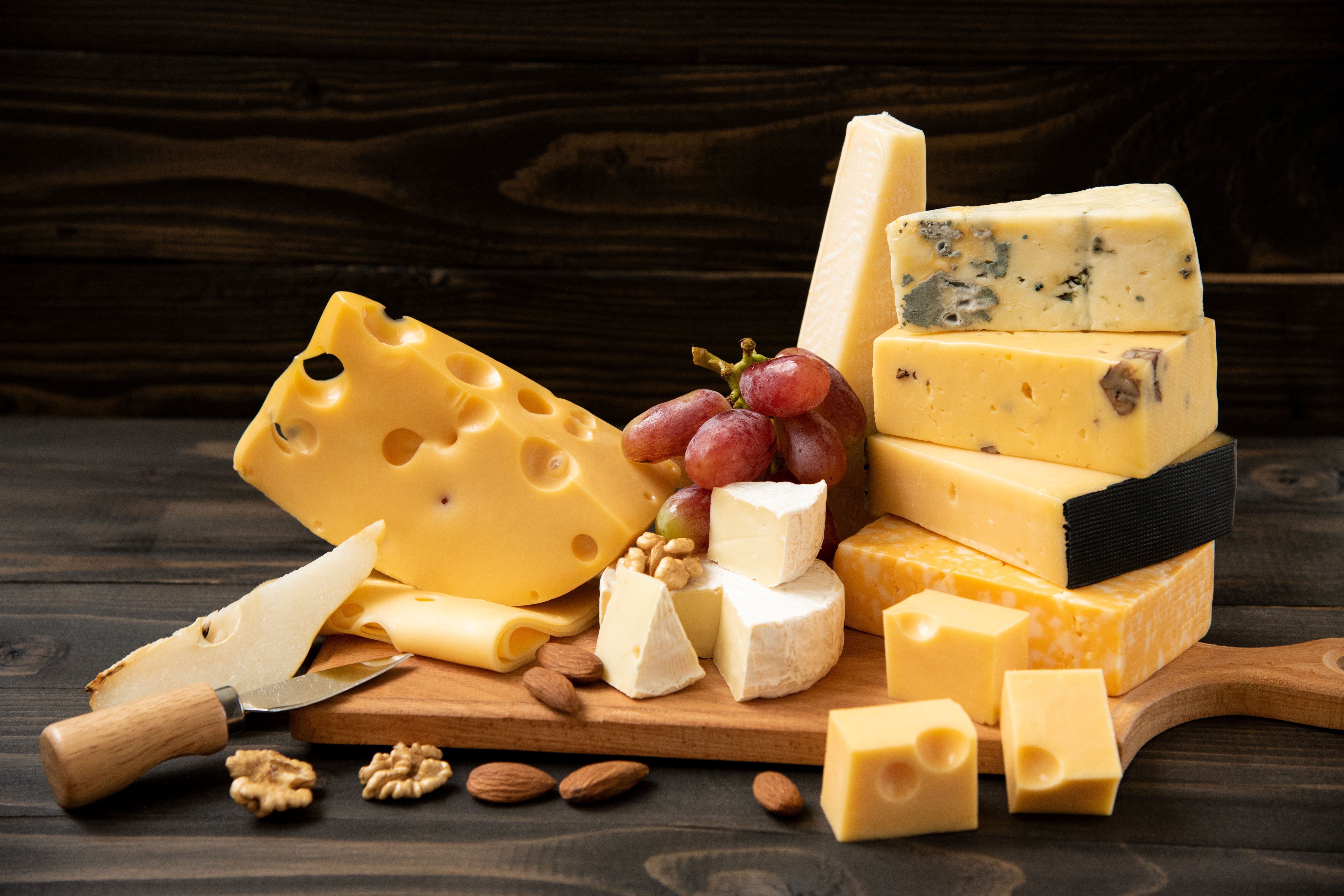 DFCComputing's tweet card. Taiada Silvania is a unique cheese. Find out more about it here.