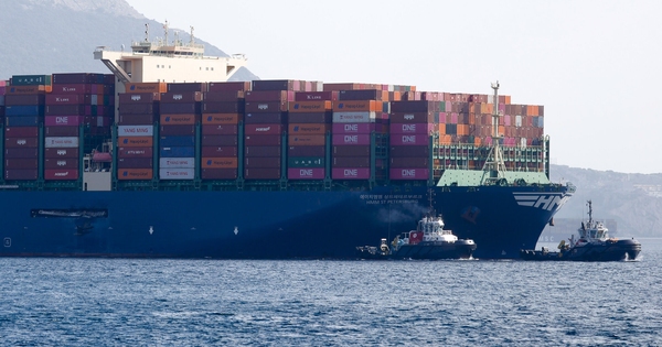 KilianCD's tweet card. El superávit del sector exterior aportará más del 4% al PIB este año, una cifra histórica, gracias al crecimiento de los servicios. La llegada de Trump genera dudas por esta dependencia del sector...