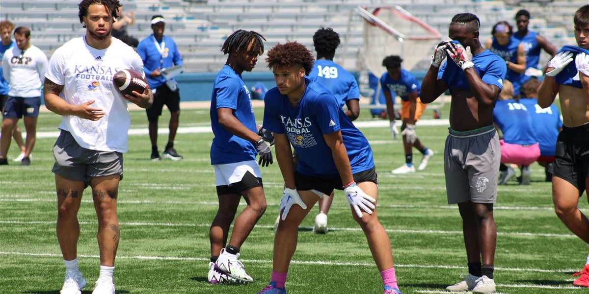 CycloneAlert247's tweet card. Iowa State continues to stand out to 2025 RB Gabe Fields